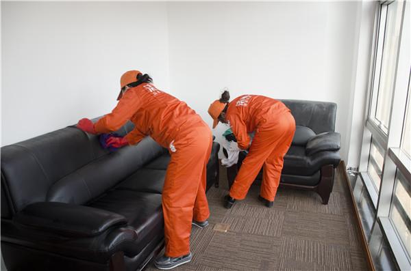 从“难以启齿”到“体面尊严”：中车山东用高铁技术破解失能老人照护难题(图1)