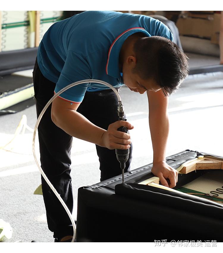 从V聚场满租看存量办公改造路径：“一人公司”更需产业服务(图1)