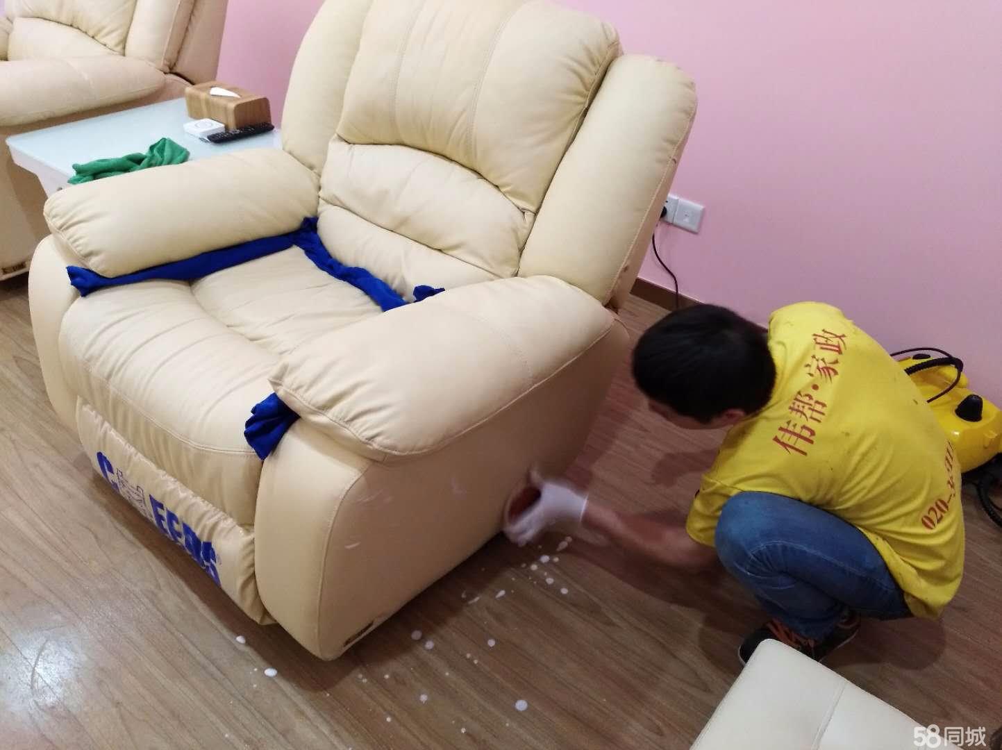 10组照片墙怎么挂才好看?掌握布局技巧让普通墙面变成家的温暖记忆角!(图1)